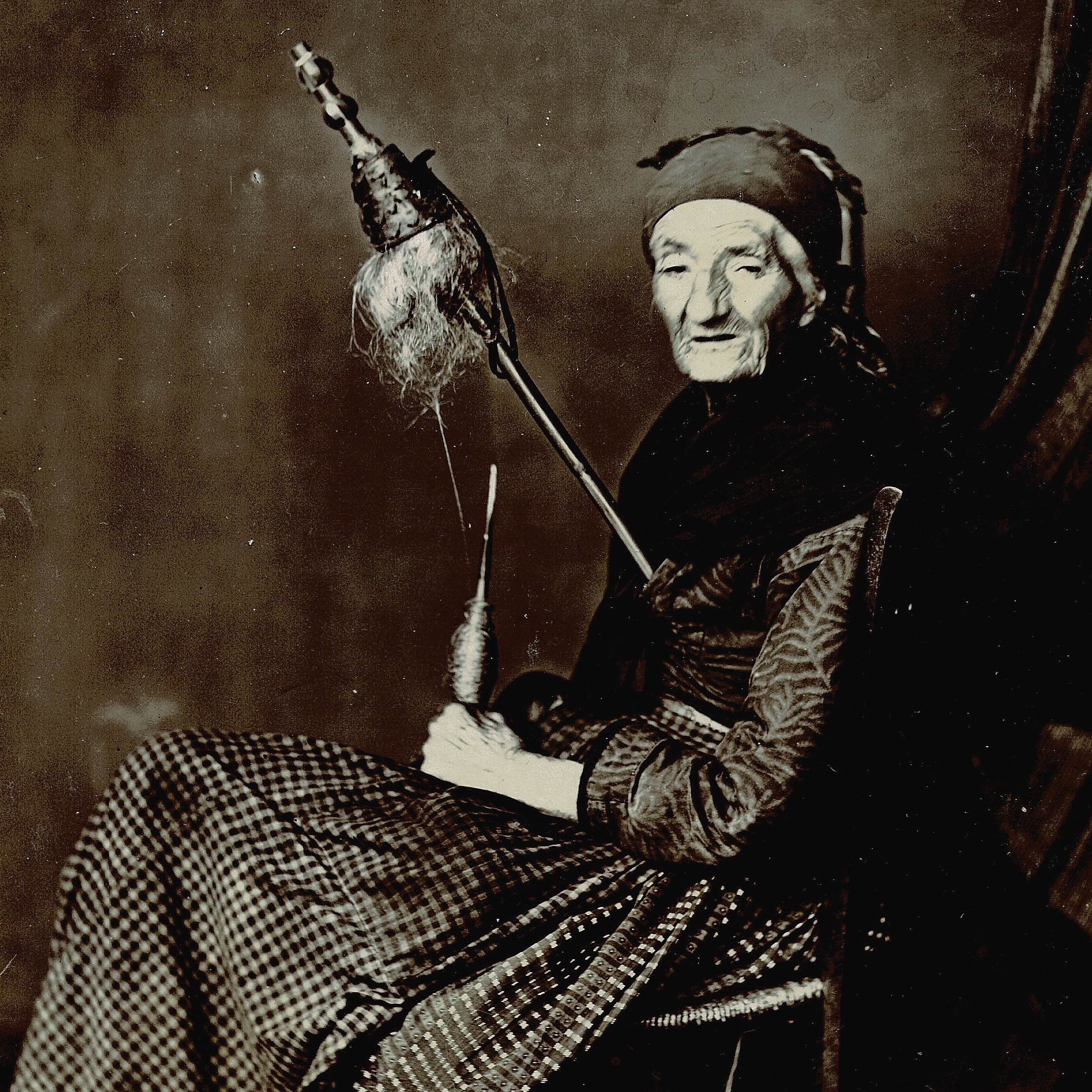 Potreta - Emazte zaharra ardatzarekin