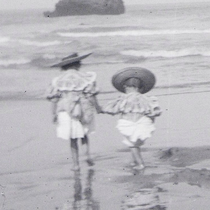 Enfants sur la plage, Biarritz